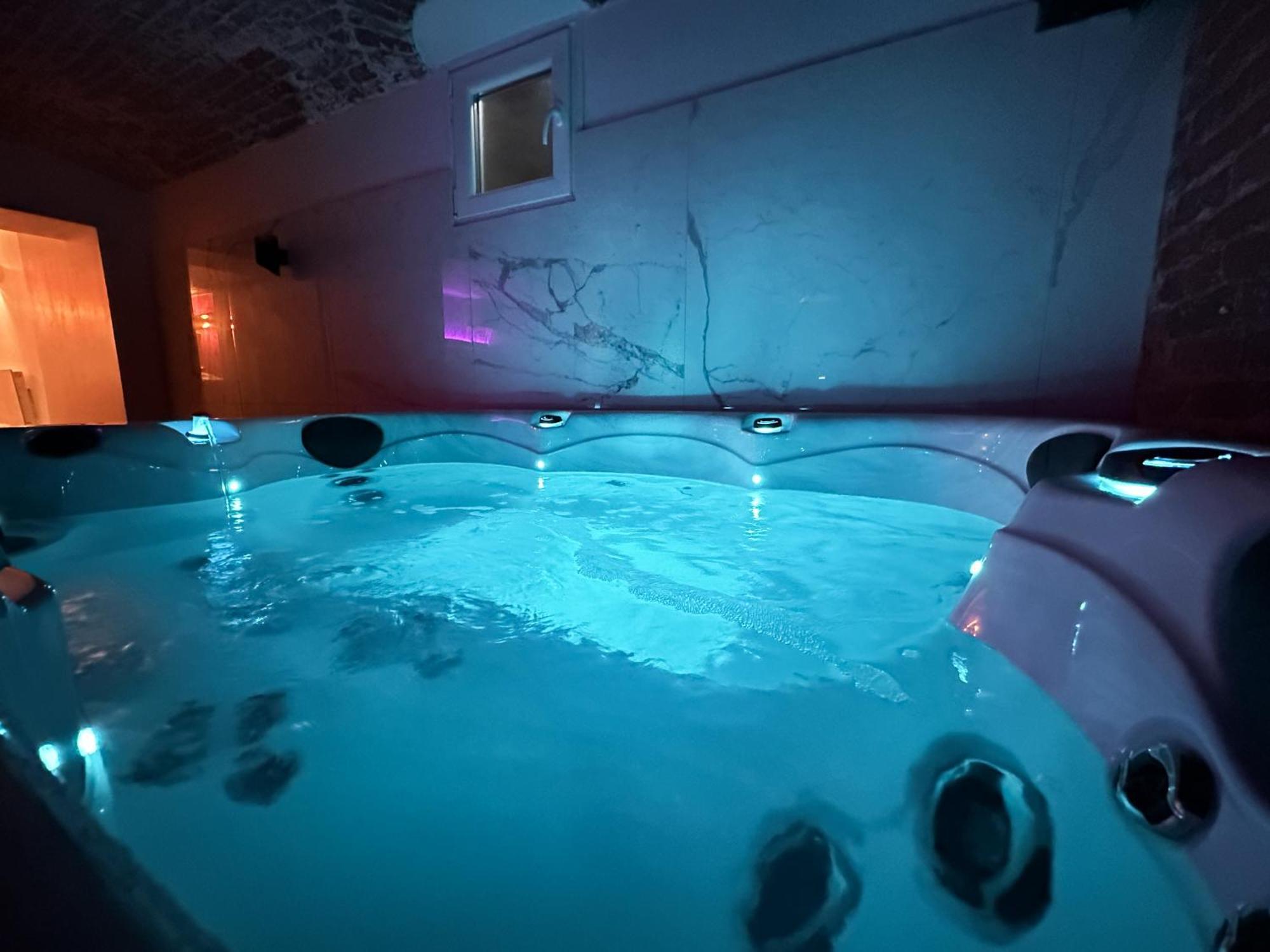 Le Bijou - Appartement, Sauna Et Jacuzzi - Lille Eksteriør billede