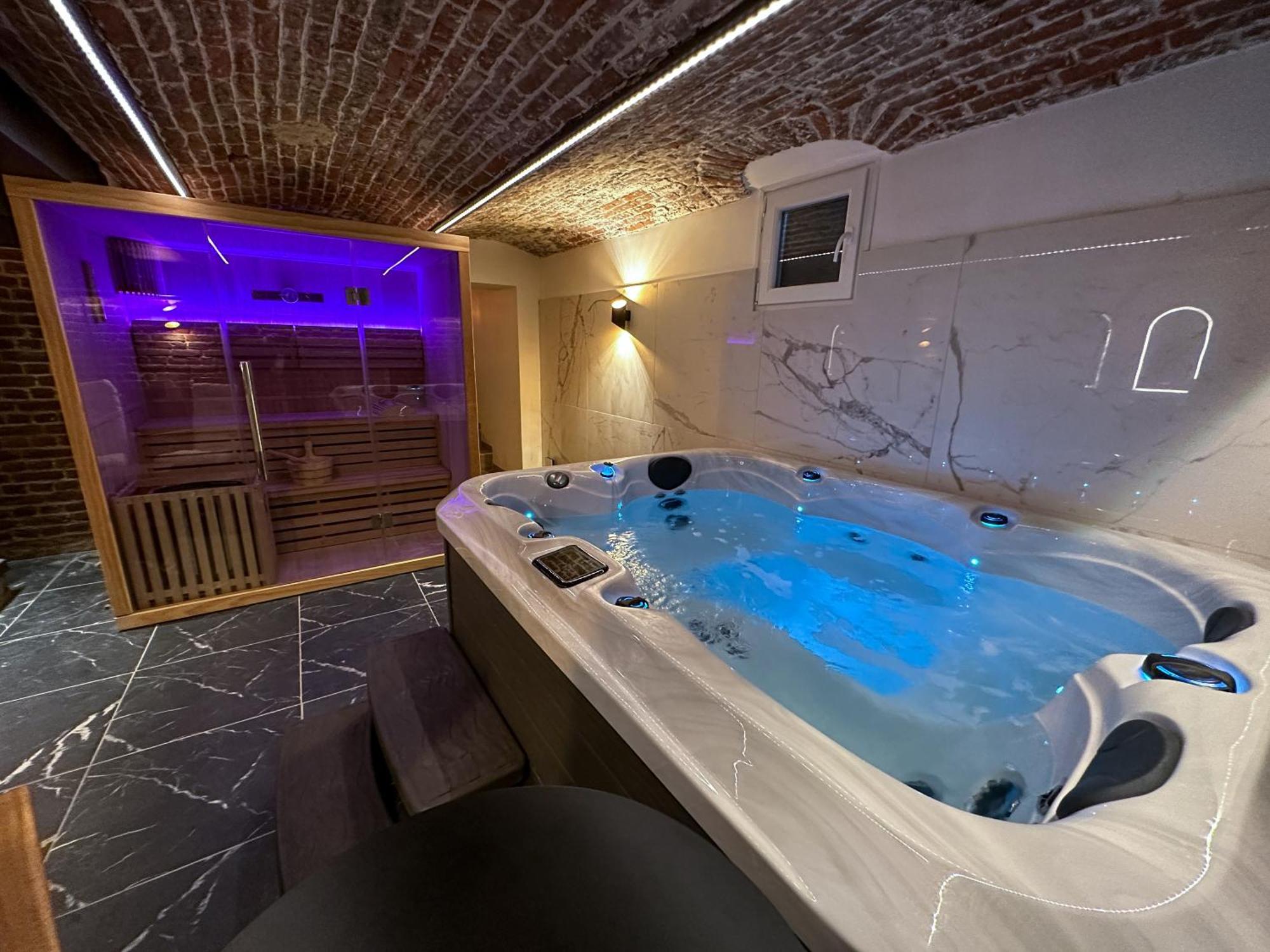 Le Bijou - Appartement, Sauna Et Jacuzzi - Lille Eksteriør billede